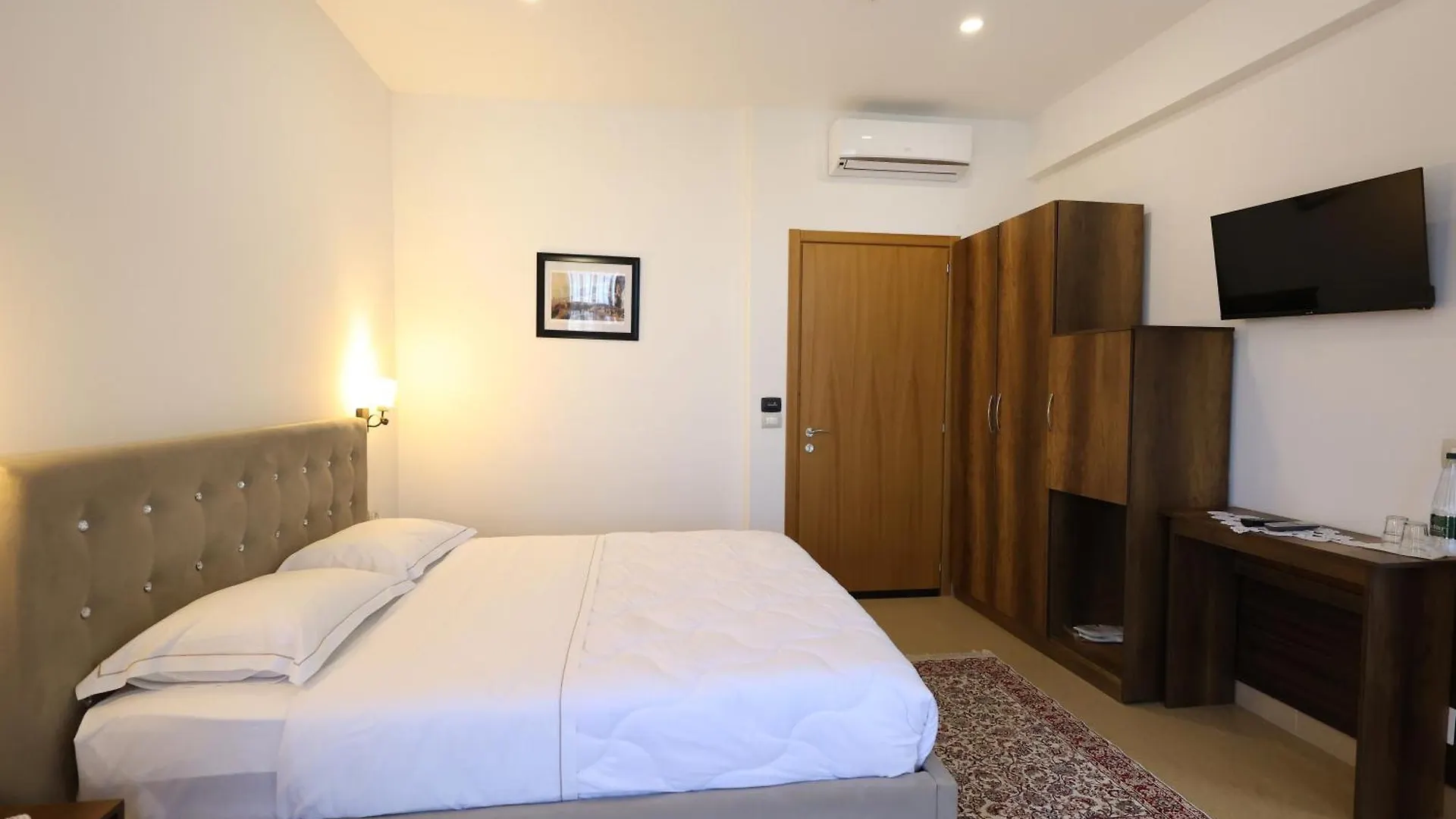 Hotel Republika Berat